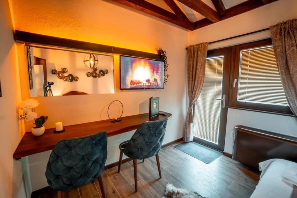 Toplik Village Resort Lukavica Bagian luar foto