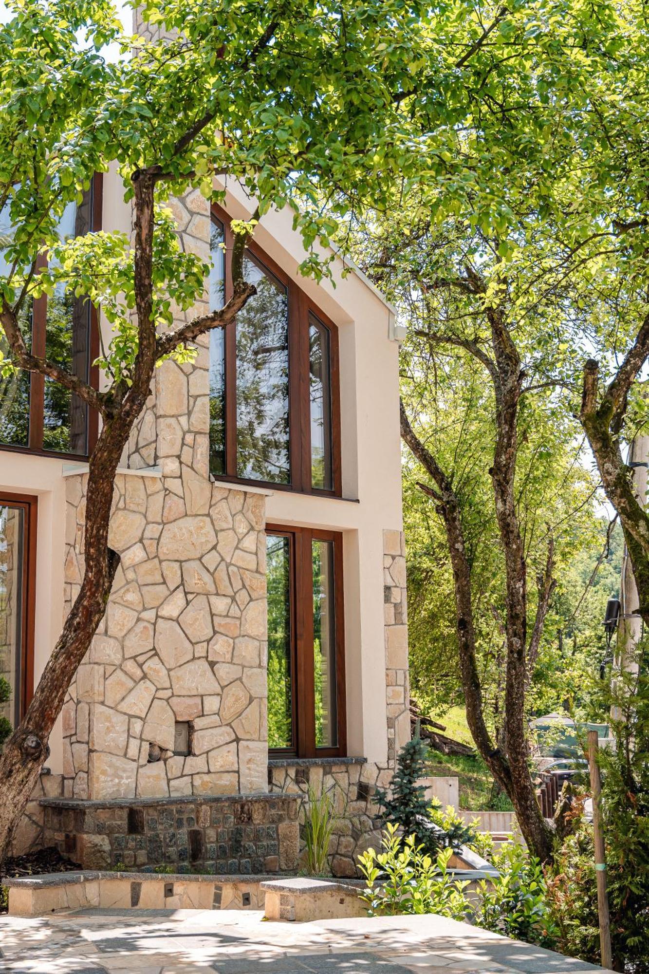 Toplik Village Resort Lukavica Bagian luar foto